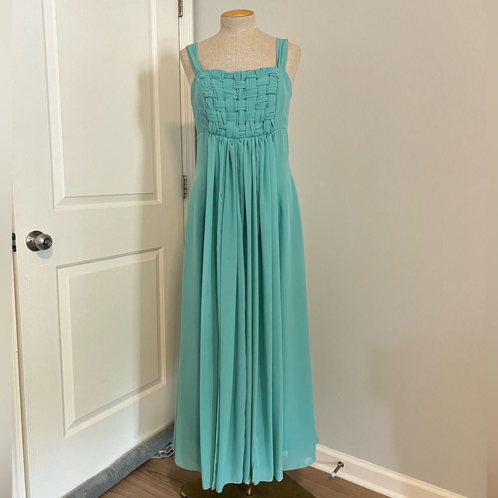Blue dress